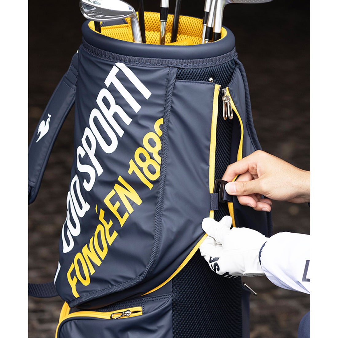 le coq sportif golf フード一体型 キャディバッグ(9型/2.8kg/6分割/47