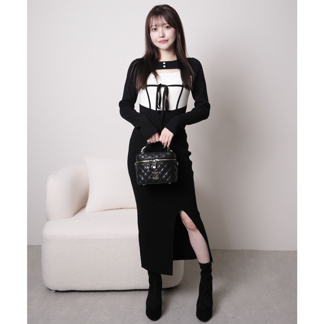 リップサービス LIP SERVICE デコルテオープンバイカラーリボンニット