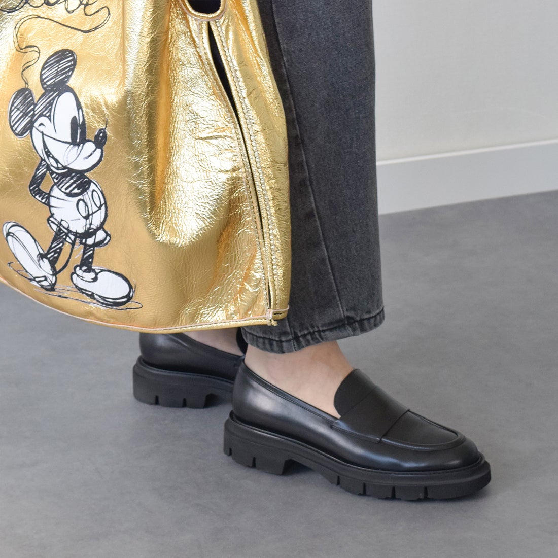 ルカ グロッシ Luca Grossi タンクソールローファー （ブラック