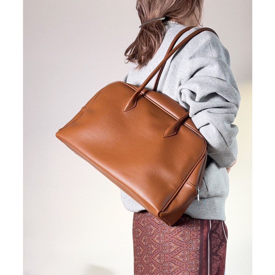 ラスドット lus. スクエアビッグボストンバッグ （キャメル） -靴