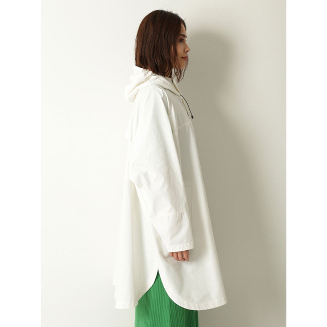 ミラ オーウェン Mila Owen ユーティリティフードポンチョコート