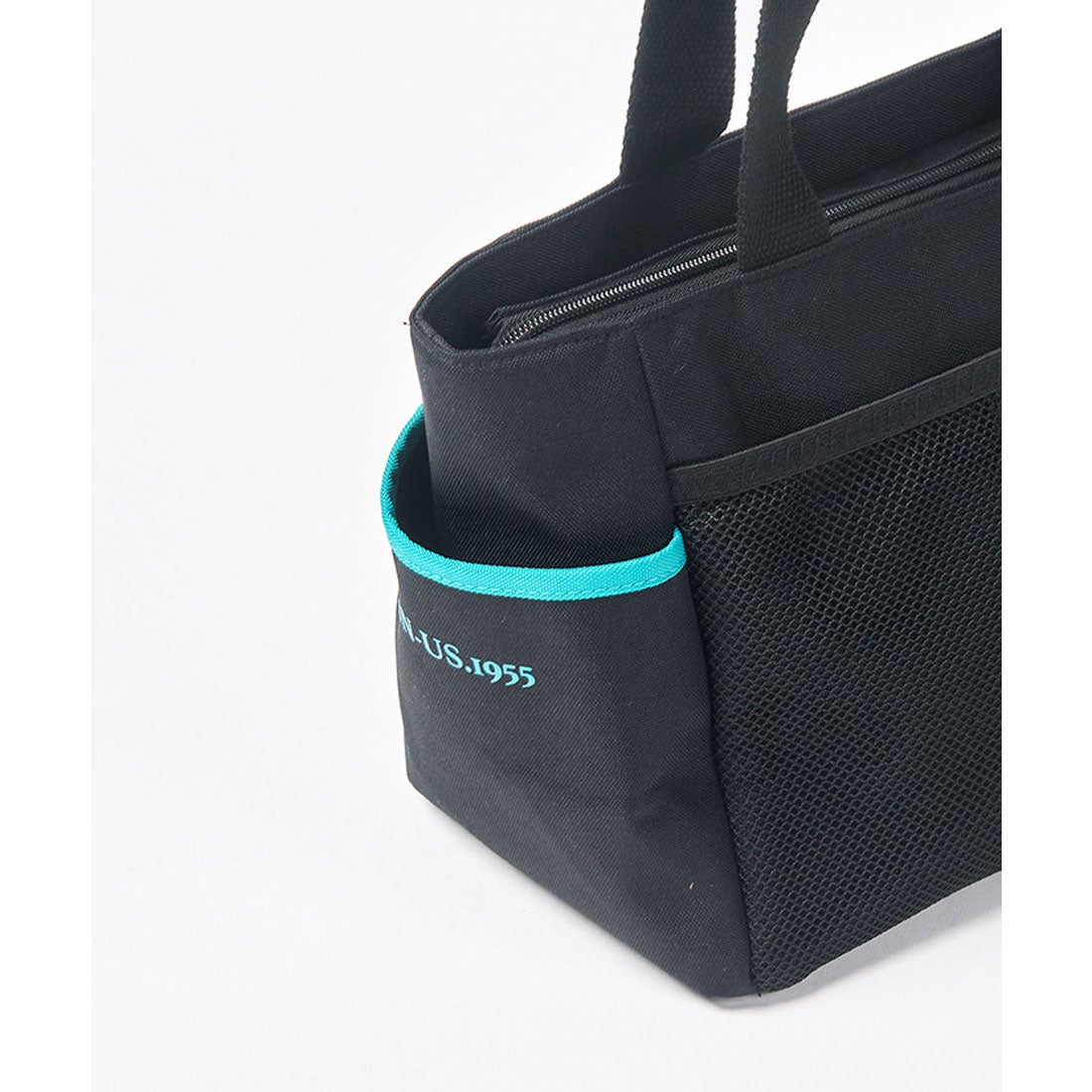 マンシングウェア MUNSINGWEAR カートバッグ -デサントストア-DESCENTE