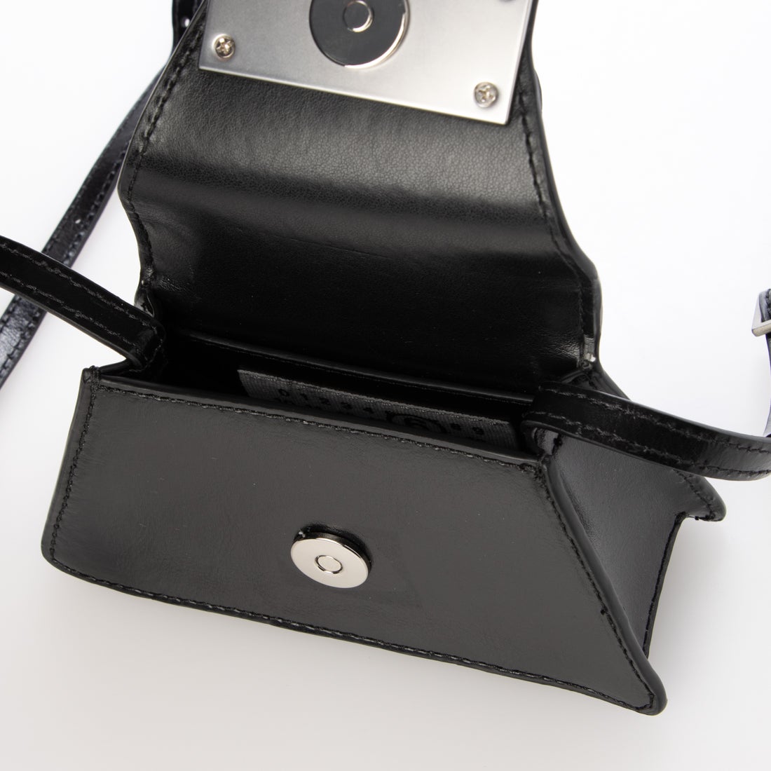 エムエムシックス メゾン マルジェラ MM6 Maison Margiela SB6ZI0012