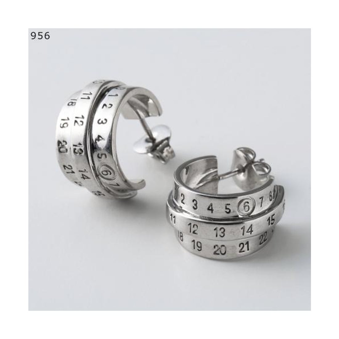 エムエムシックス メゾン マルジェラ MM6 Maison Margiela MM6