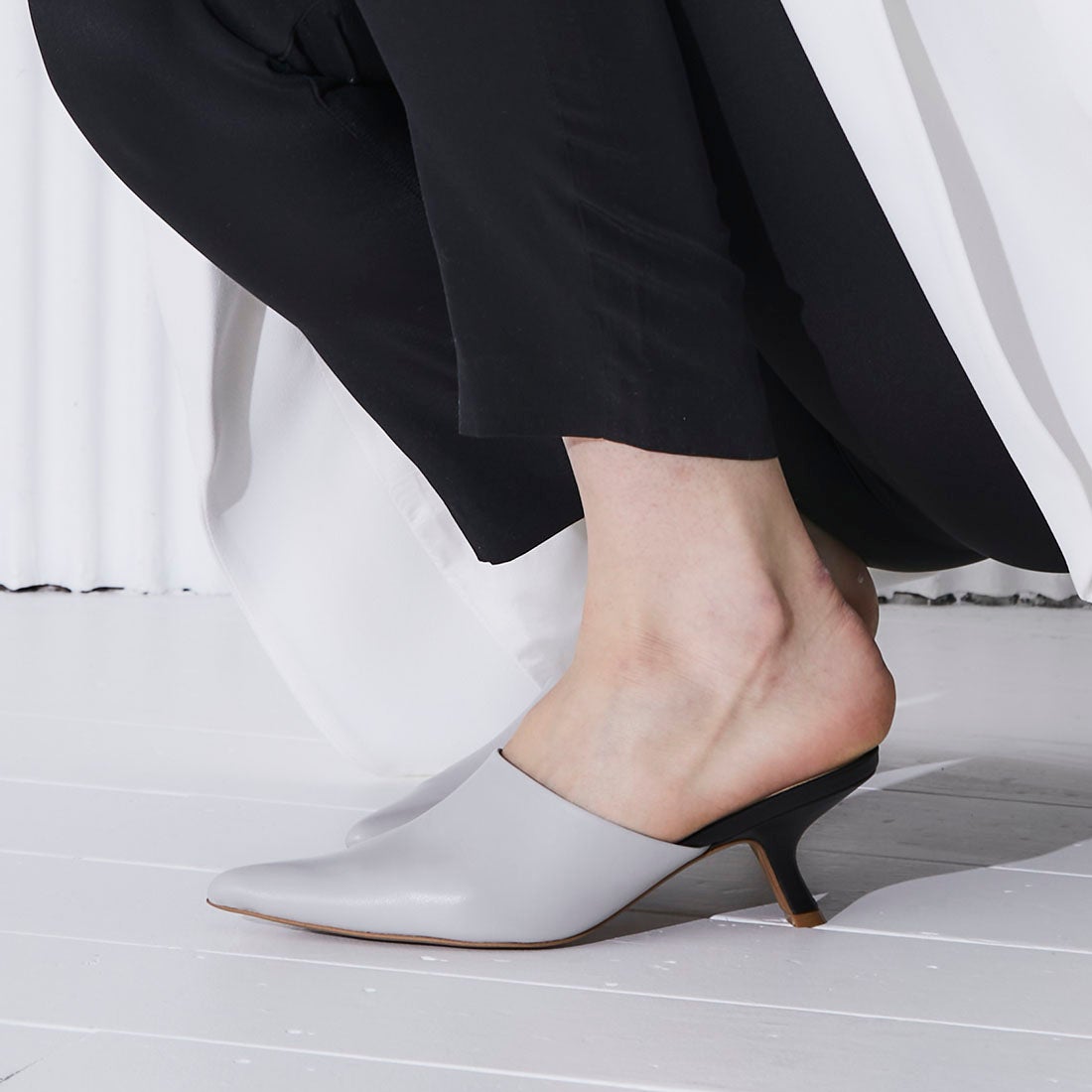 モード エ ジャコモ MODE ET JACOMO ダイアゴナルヒールポインテッド