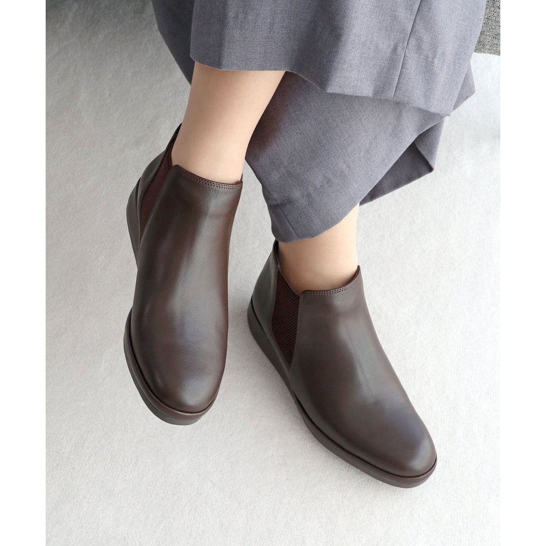 holly MAGNANNI ダークブラウン サイドゴアブーツ 並行輸入品