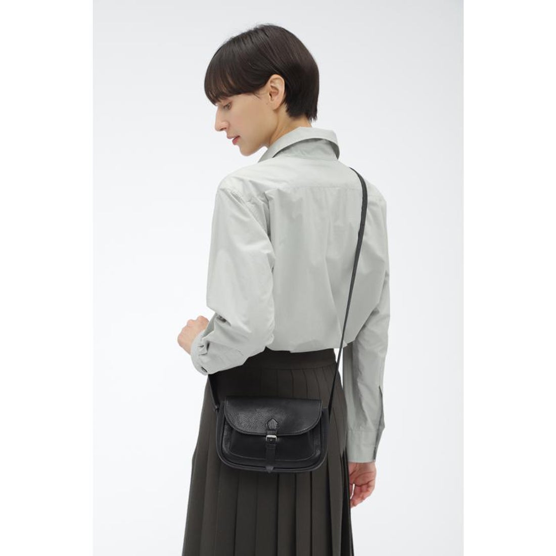 マーガレット・ハウエル MARGARET HOWELL SADDLE LEATHER BAG （BLACK