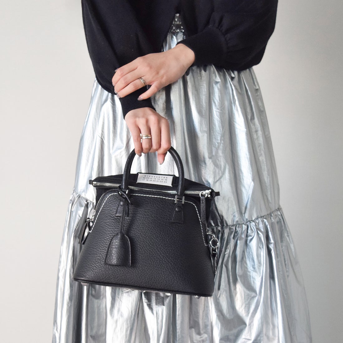 メゾン マルジェラ MAISON MARGIELA 5AC CLASSIQUE MINI （ブラック