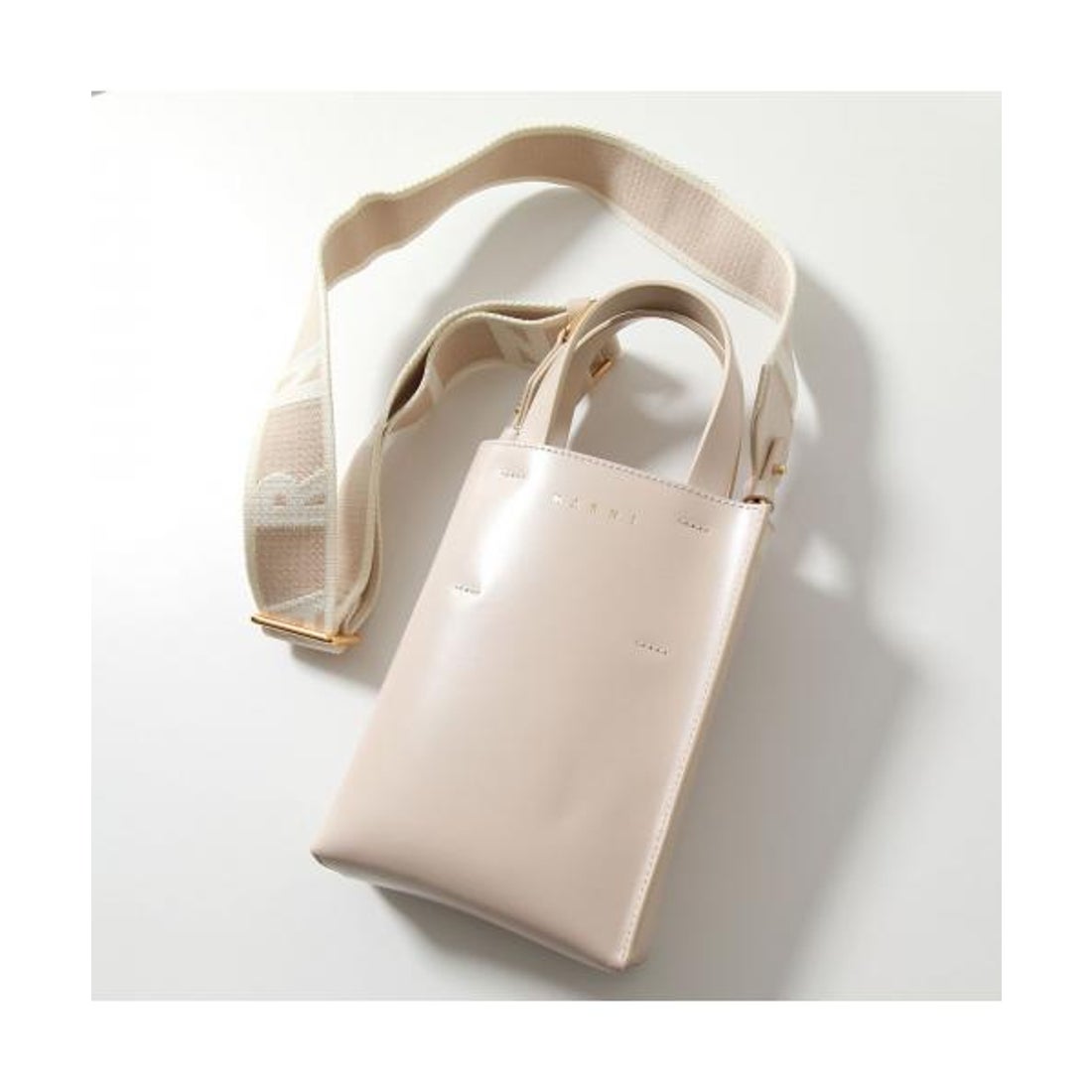 マルニ MARNI MARNI ショルダーバッグ MUSEO NANO SHMP0050U0 LV639