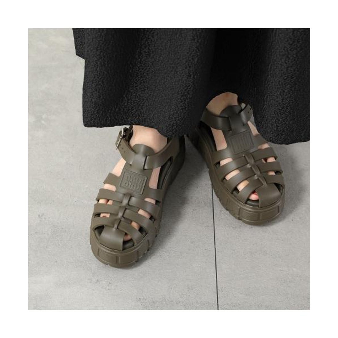 ミュウミュウ Miu Miu MIUMIU サンダル 5X140E 3LKK メタルバックル
