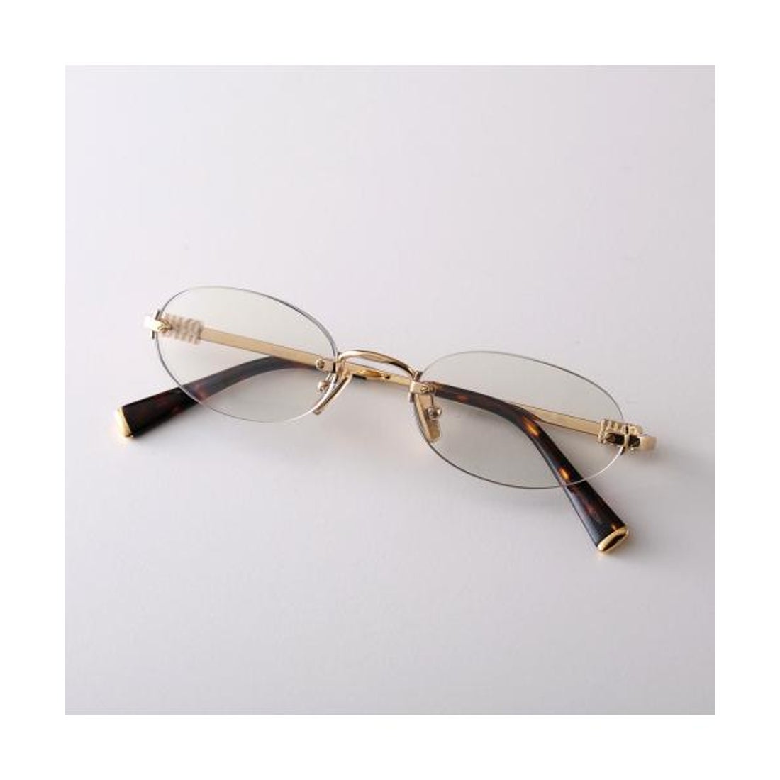 美品 ミュウミュウ サングラス ロゴ金具 夜明けのサングラス パープル