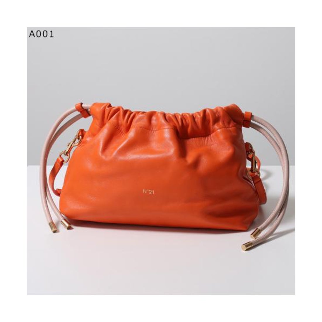 ヌメロ ヴェントゥーノ N21 N°21 ショルダーバッグ 901NP01 レザー
