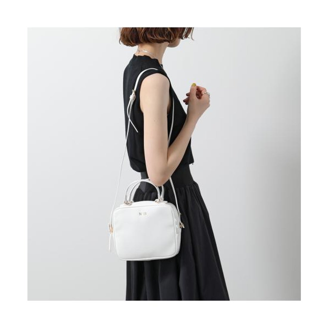 ヌメロヴェントゥーノ N21 KIDS ショルダーバッグ N2104P N0244
