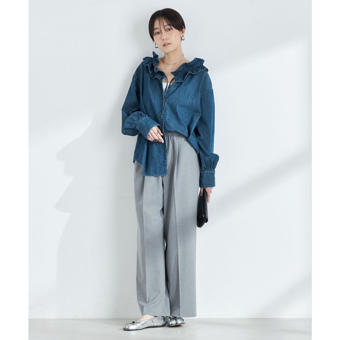 リエミラー Rie Miller フリルギャザーデニムブラウス （インディゴ