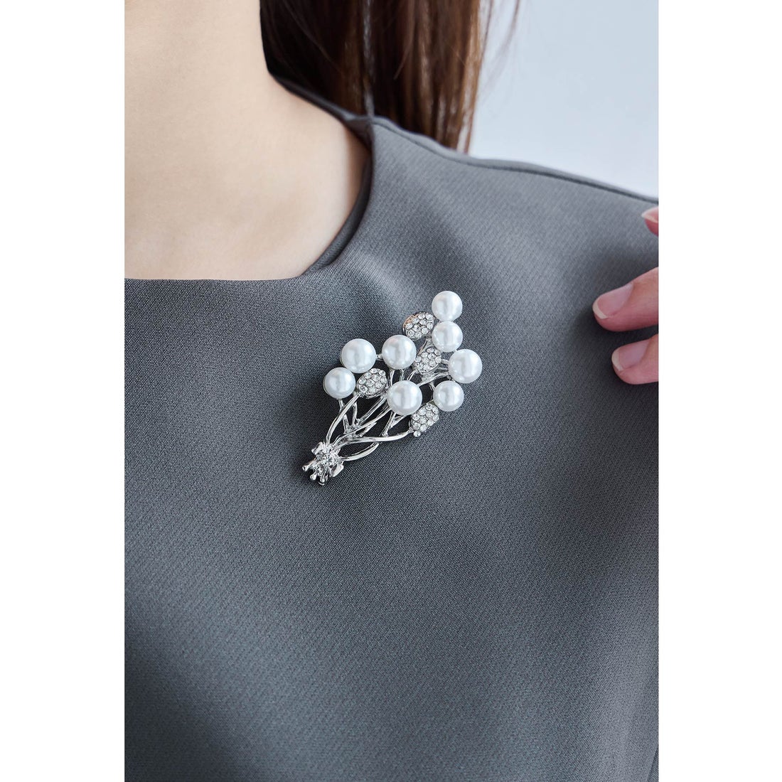 ニアナ niana パールブーケブローチ コサージュ シルバー ゴールド