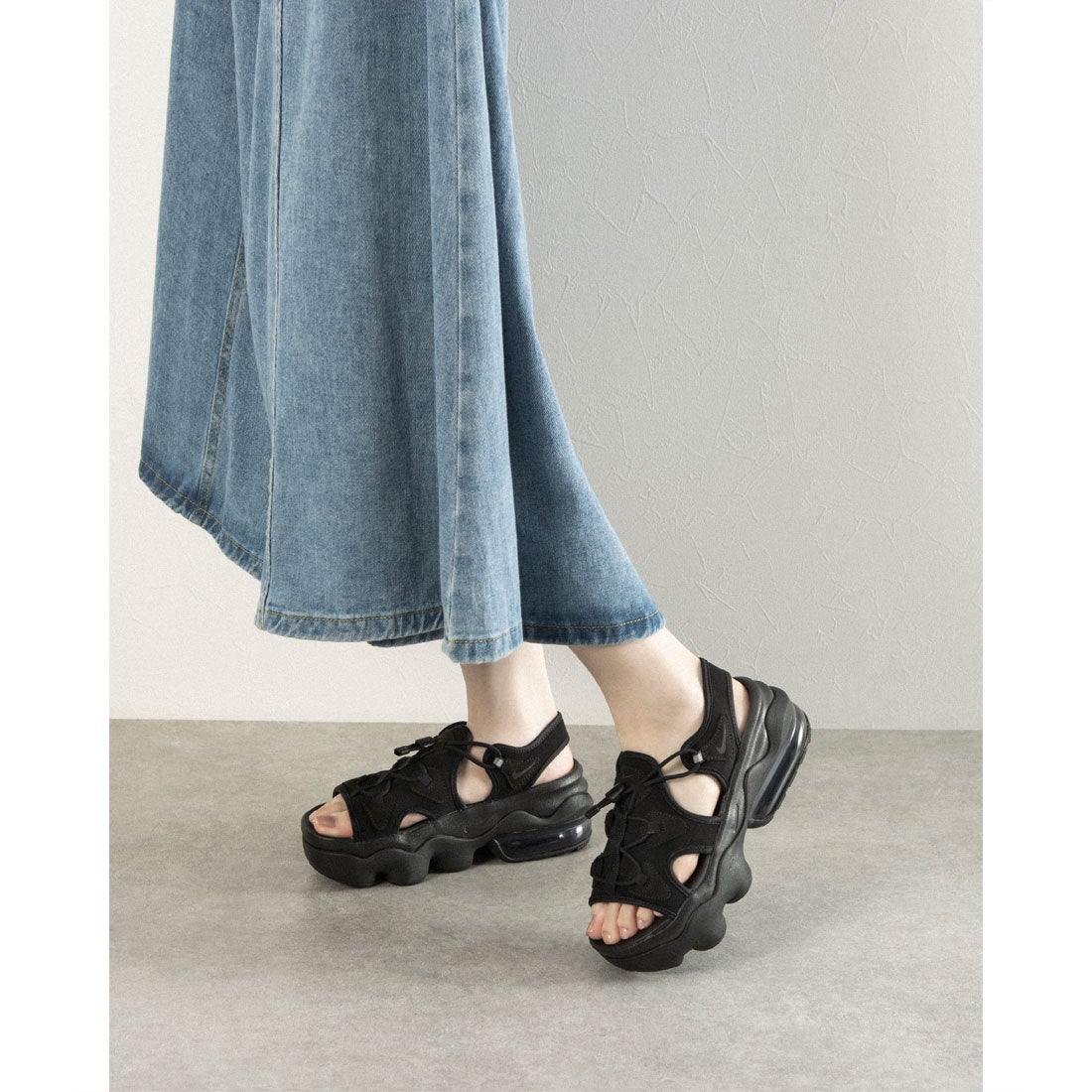 ナイキ NIKE ウィメンズ エアマックス ココ サンダル WMNS AIR MAX