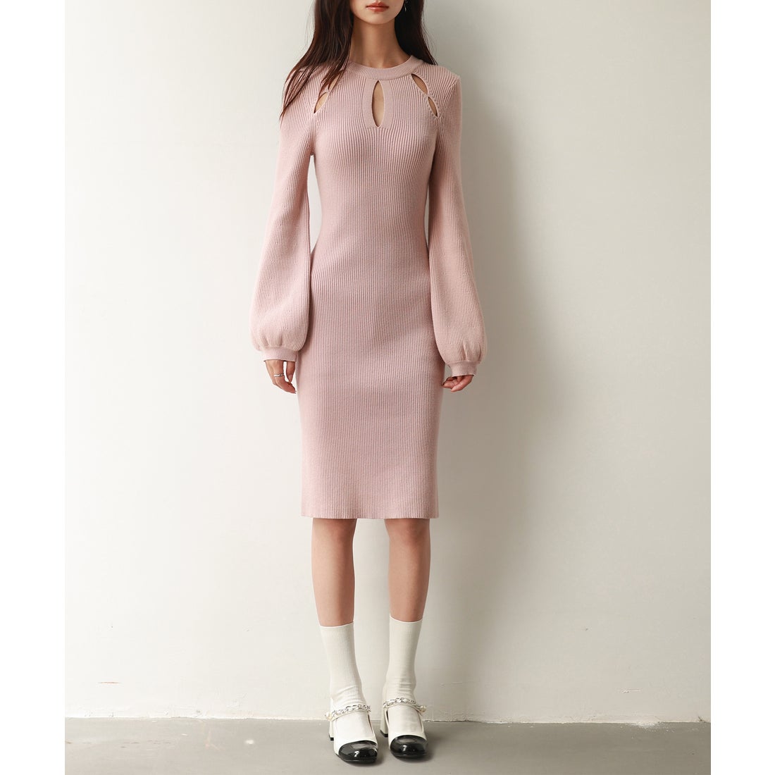 セゾンドパピヨン SAISON DE PAPILLON カットワーク膝丈リブ編みニット