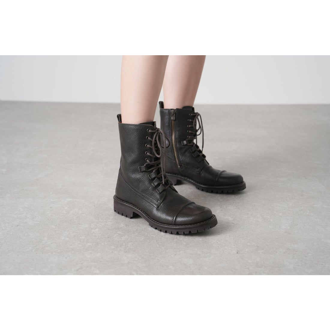 SAYA サヤ Saya レースアップショートブーツ （ブラック） -靴