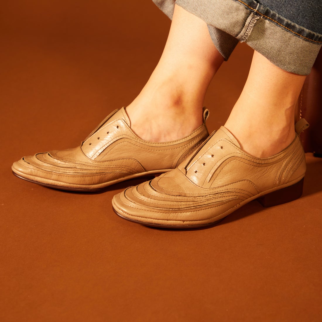 サヤ SAYA ボロネーゼ製法本革レースアップ風シューズ （ブラック