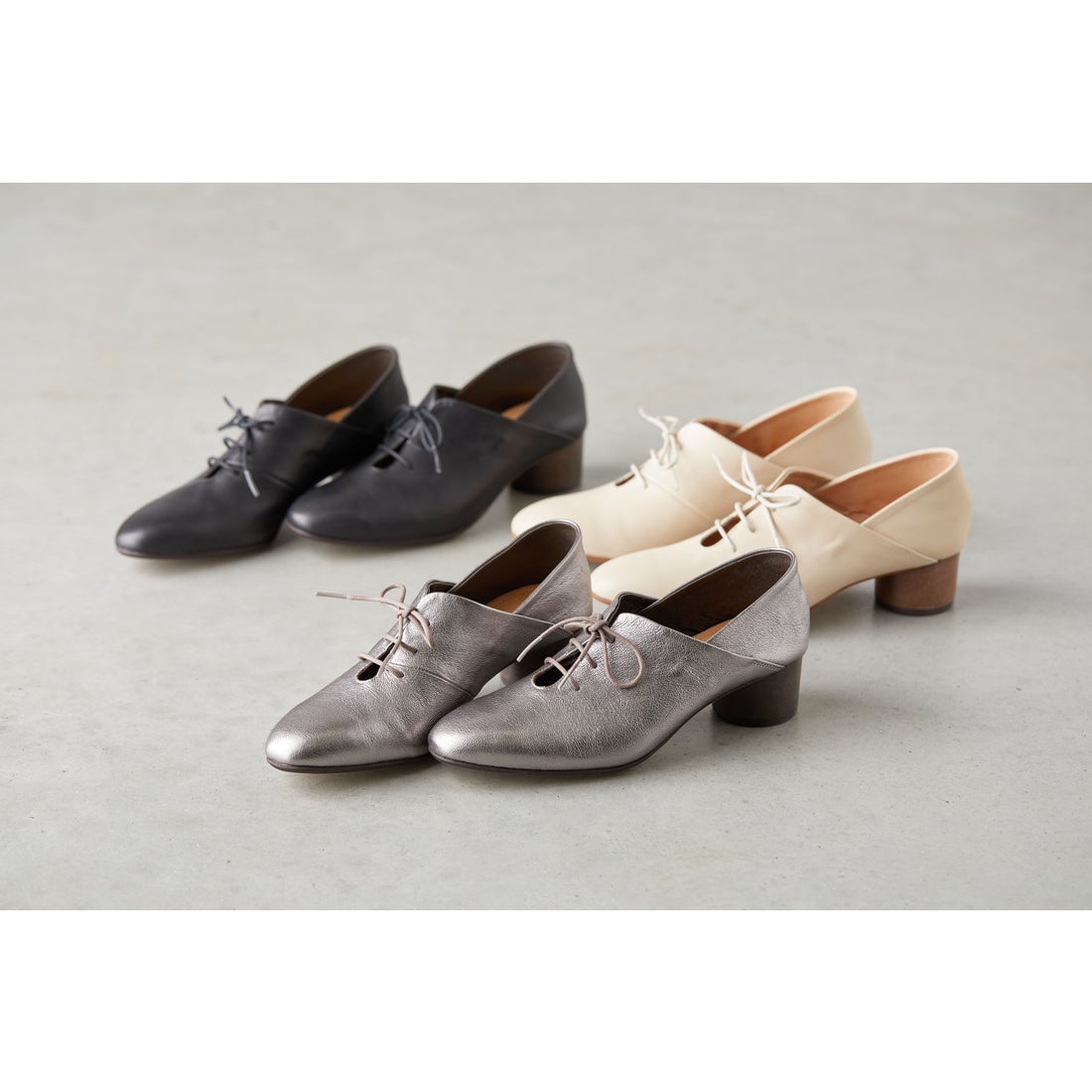 サヤ SAYA 4cm本革ヒールレースアップシューズ （ブラック） -【公式