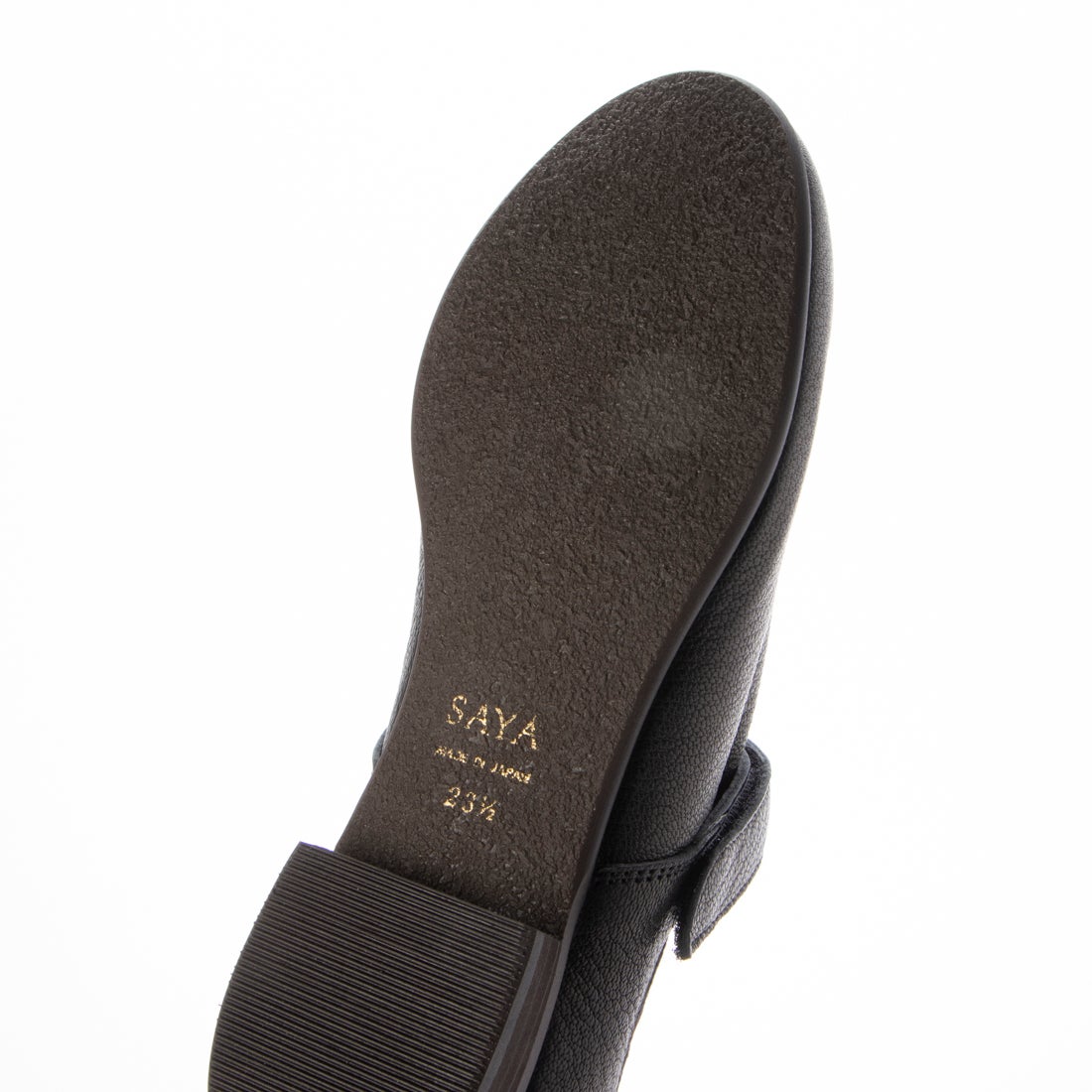 サヤ SAYA フラット本革ラウンドトウベロクロストラップシューズ