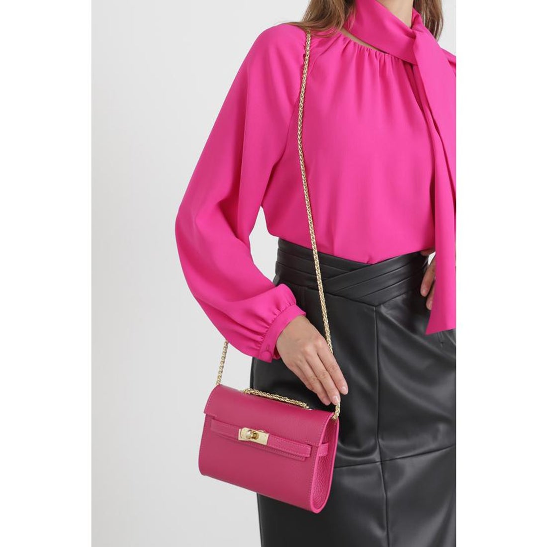 ピンキーアンドダイアン PINKY & DIANNE ◇チェーンハンドバッグ