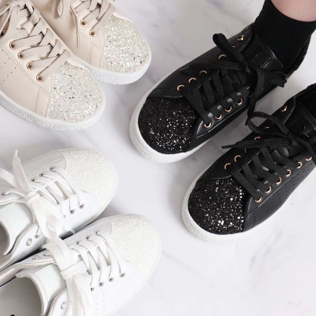 ＋diana プラスダイアナ +diana ビジュー付きグリッタースニーカー