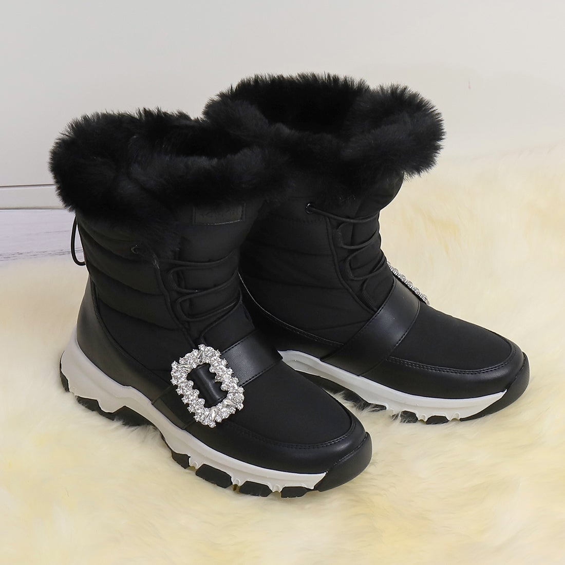 プラスダイアナ ＋diana クリスタルバックル ミドル丈スノーブーツ