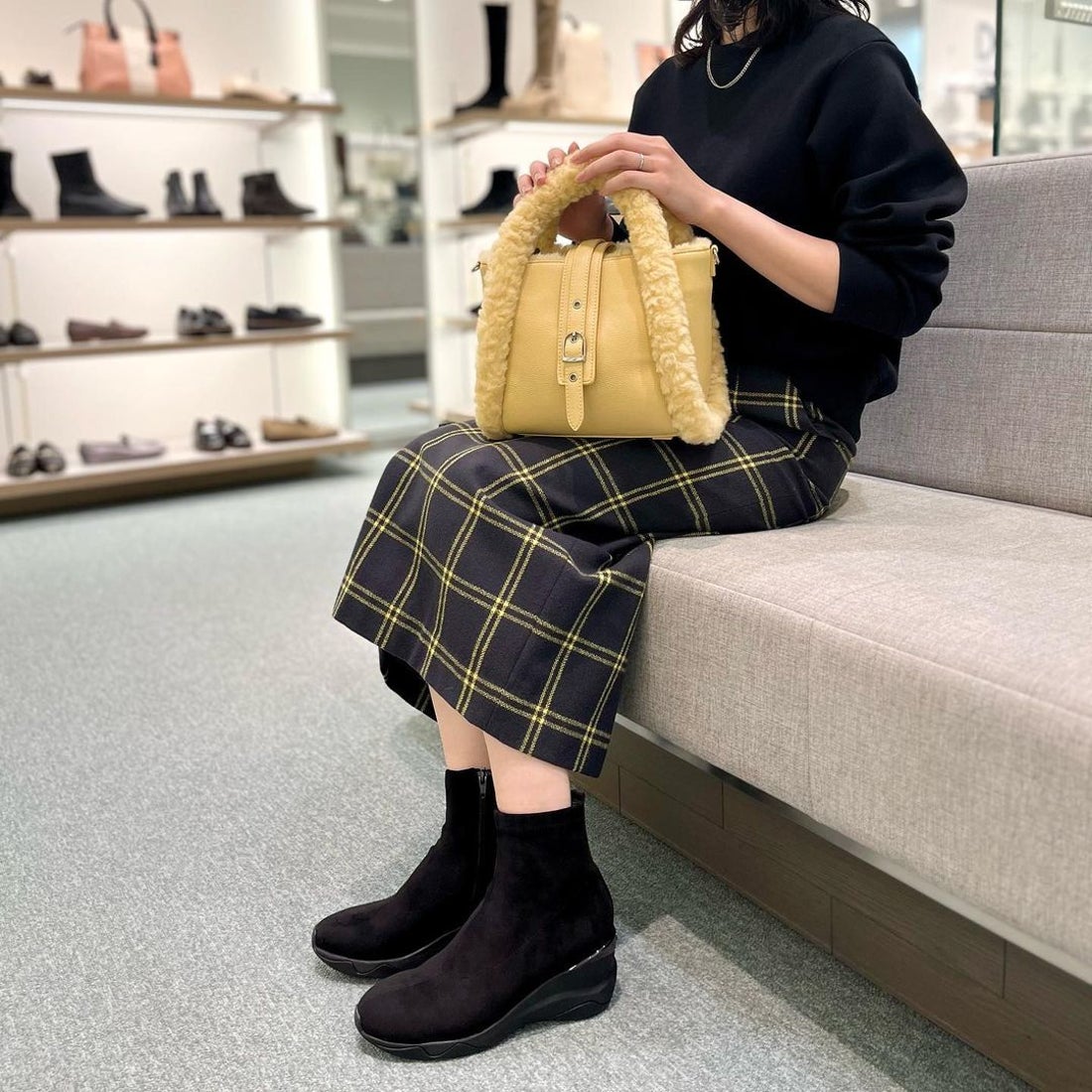 プラスダイアナ ＋diana 【6㎝】ウェッジソール ショートブーツ （黒