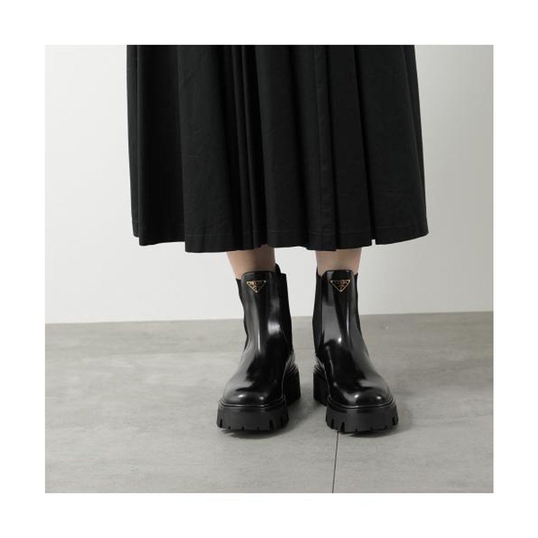 プラダ PRADA PRADA サイドゴアブーツ 1T186O 055 ショートブーツ