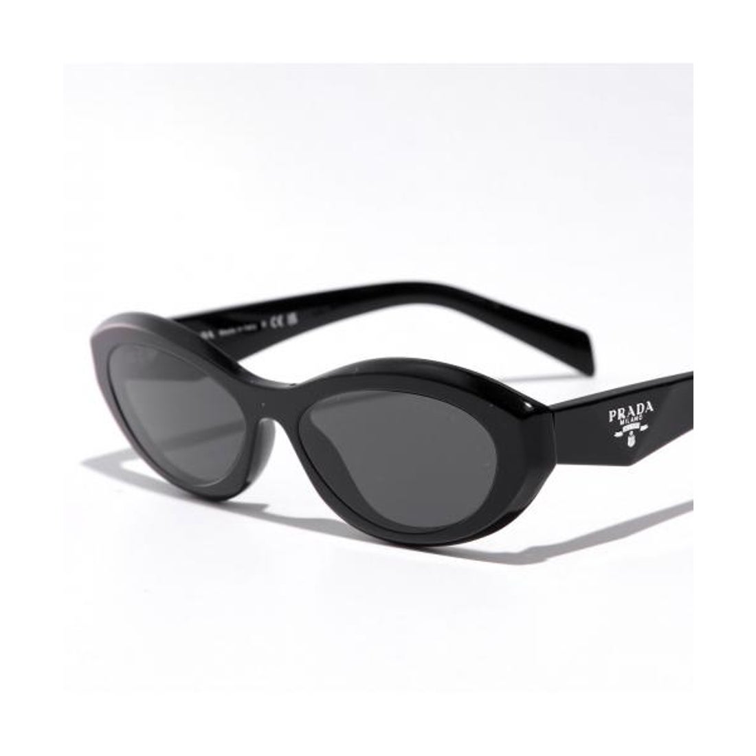 プラダ PRADA PRADA シンボルサングラス SPR 26Z キャットアイ型 （16K