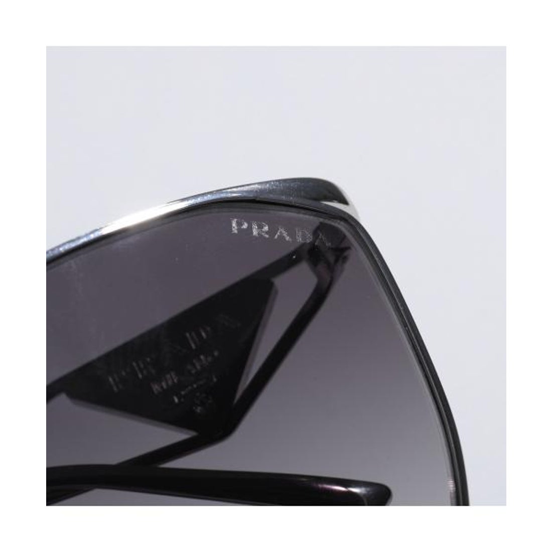 プラダ PRADA PRADA サングラス SPR50Z E1BC キャットアイ型 メタル