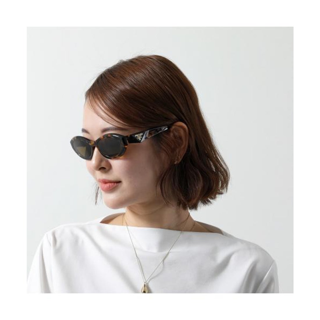 プラダ PRADA PRADA シンボルサングラス SPR 26Z キャットアイ型 （16K