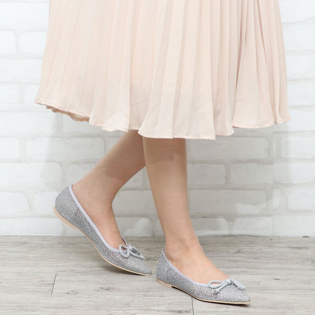 ELLA casela（エラ カセラ）ポインテッドシューズ （SILVER） -Pretty