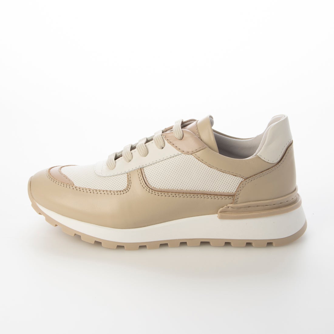 クシェリ QUSHELI レースアップランニングスニーカー （ダークベージュ