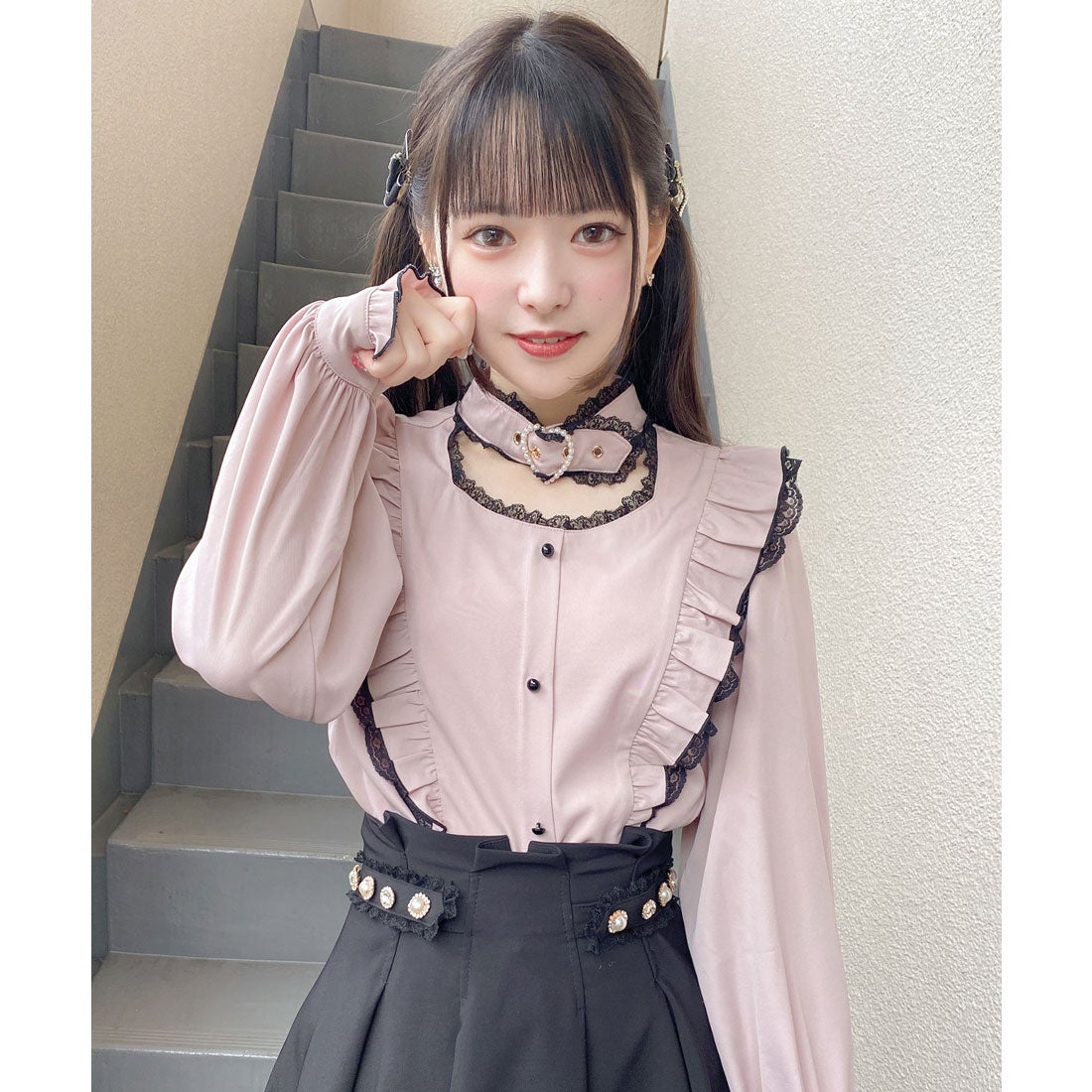 ロジータ ROJITA ハートバックルラッフルフリルブラウス （ピンク