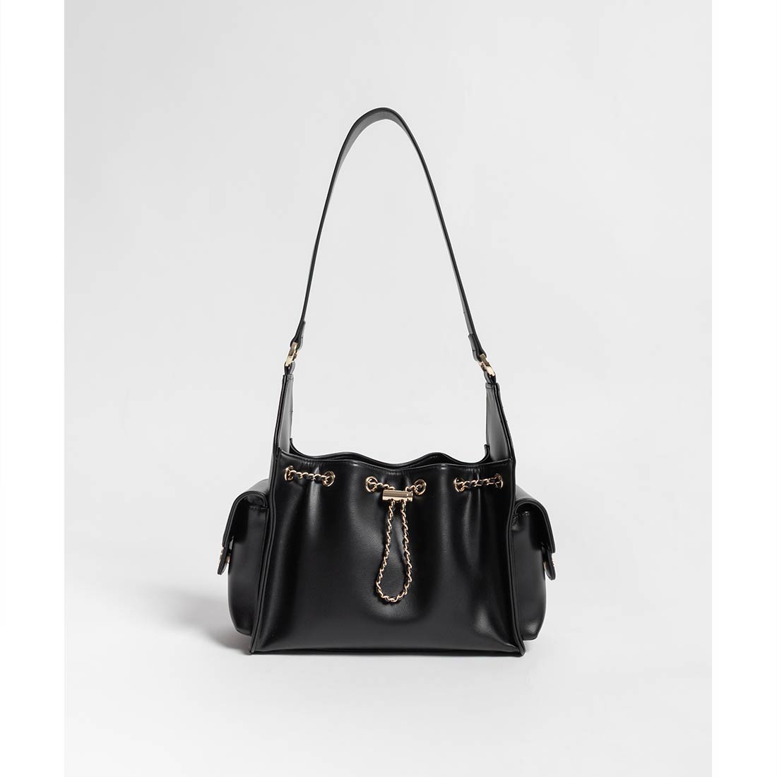 ランダ RANDA 巾着デザインショルダーバッグ （BLACK） -靴