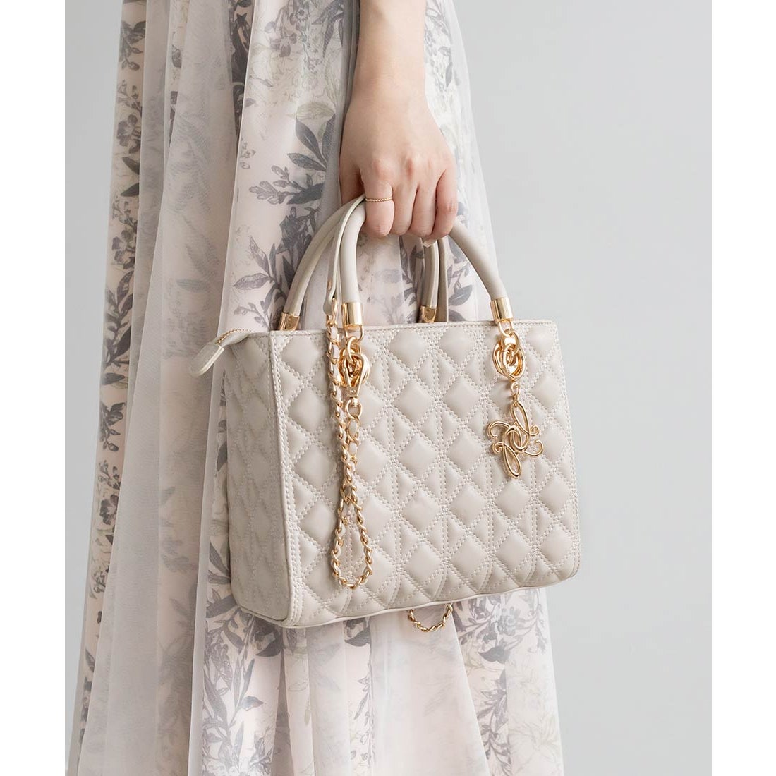 ランダ RANDA 2WAYキルティングミディバッグ （IVORY） - ファッション