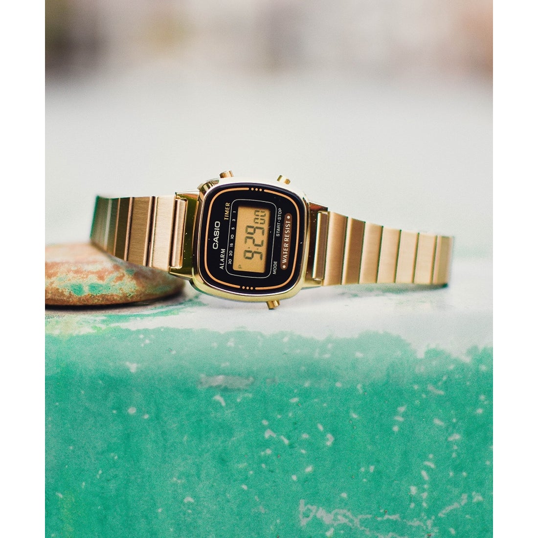 エーアールエムジー ar/mg CASIO ゴールドデジタルミニ腕時計