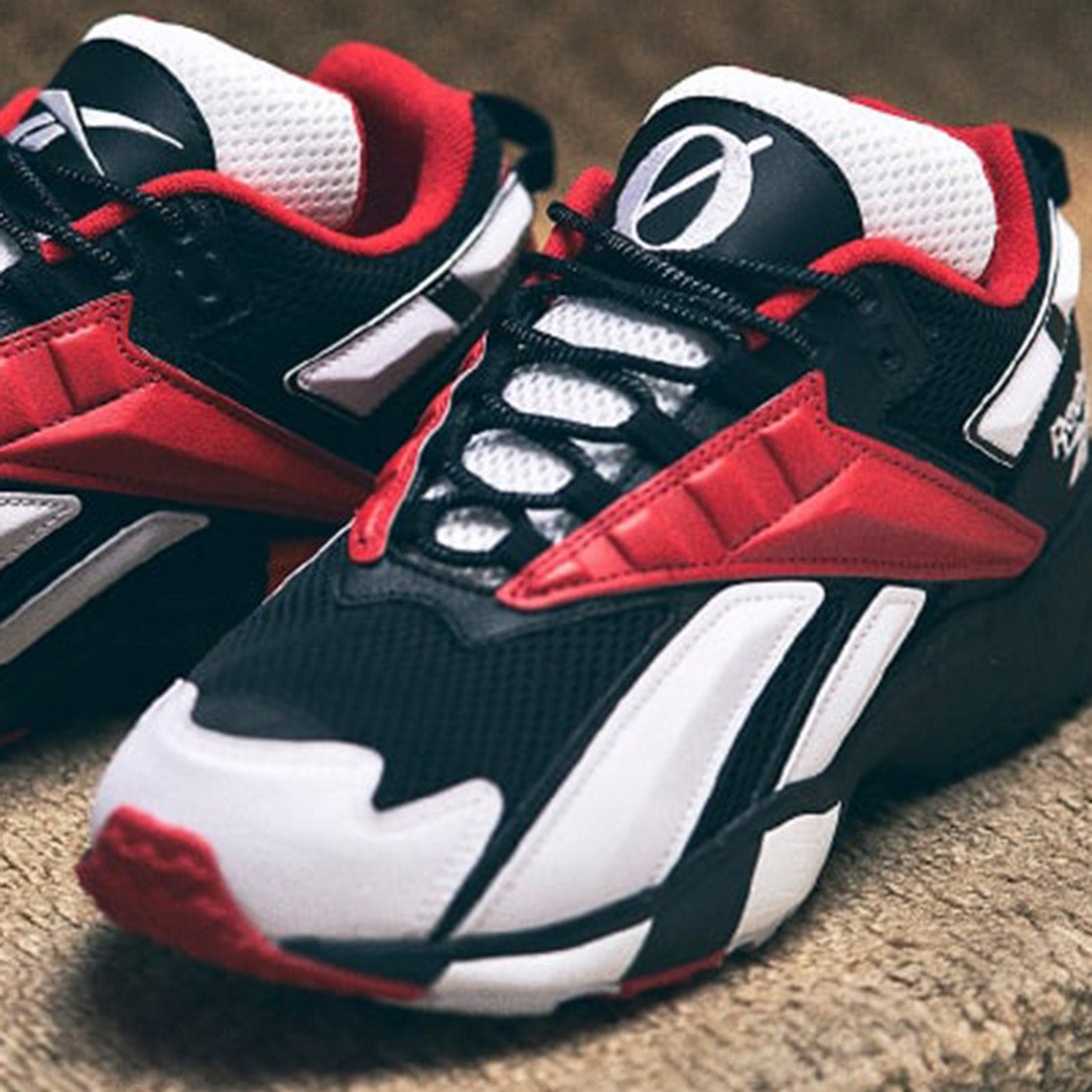 Reebok インターバル 96 スウェイ / INTERVAL 96 Sway Shoes