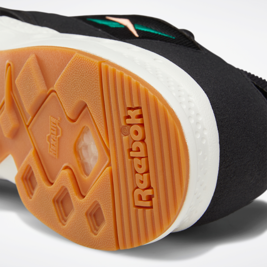 トーチ へクス / Torch Hex Shoes （ブラック） -Reebok 公式