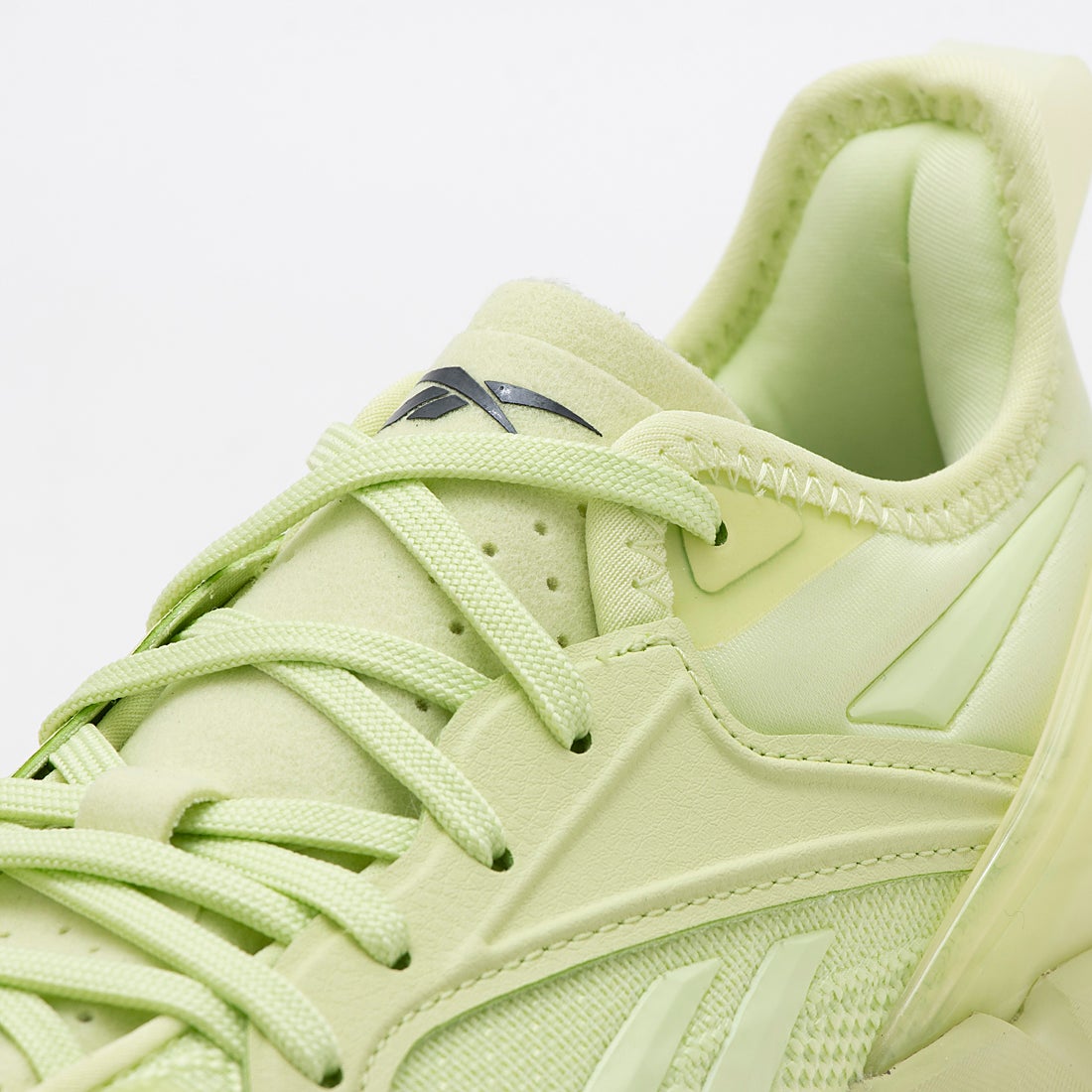 ジグ キネティカ 3 / ZIG KINETICA 3 （シトラスグロー） -Reebok 公式