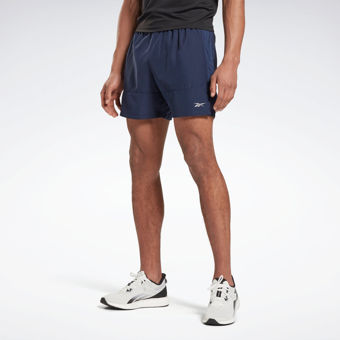 ラン エッセンシャルズ 5インチ ショーツ / Run Essentials 5-Inch