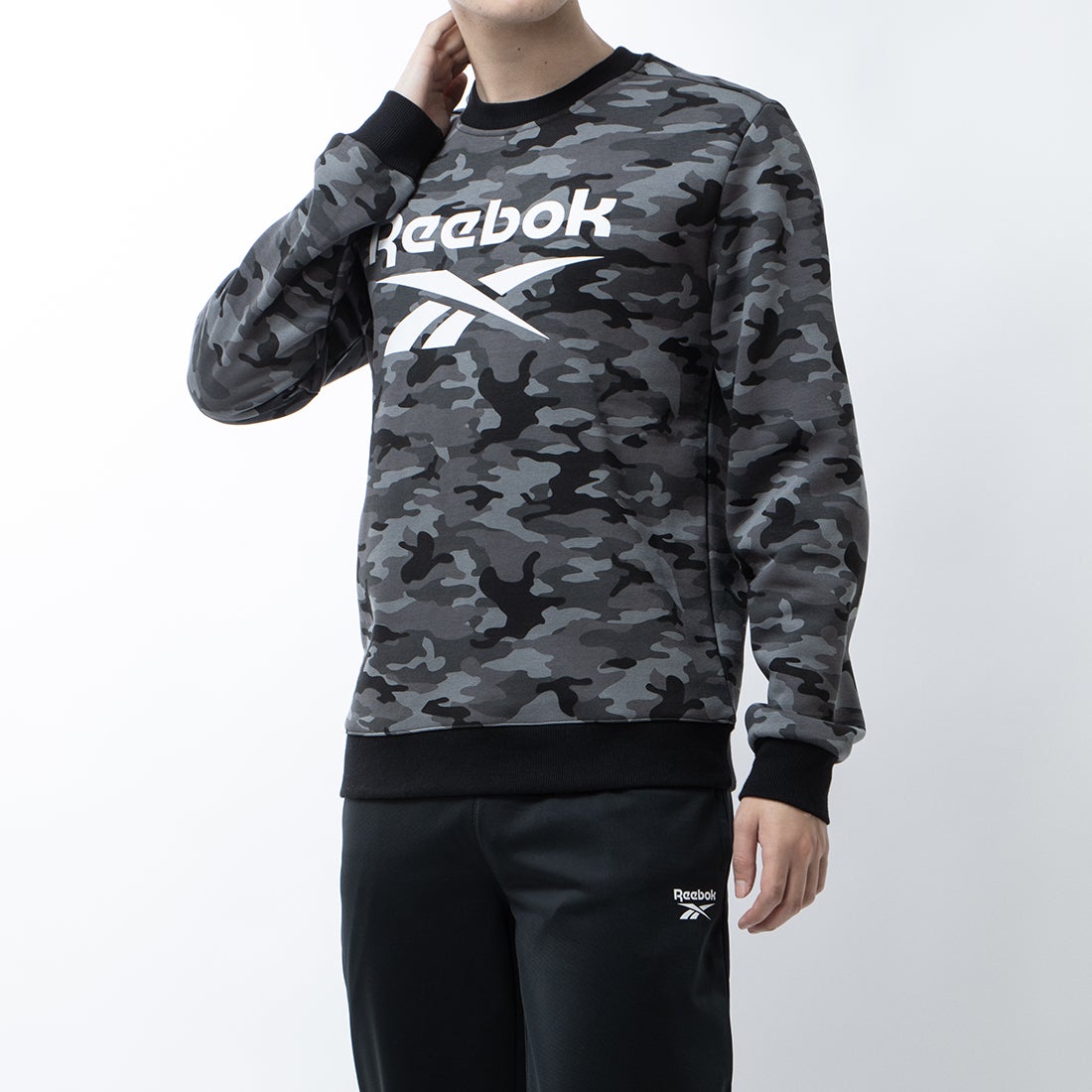 カモフラ クルーネック トップス / ID Camo Crew（ブラック） -Reebok