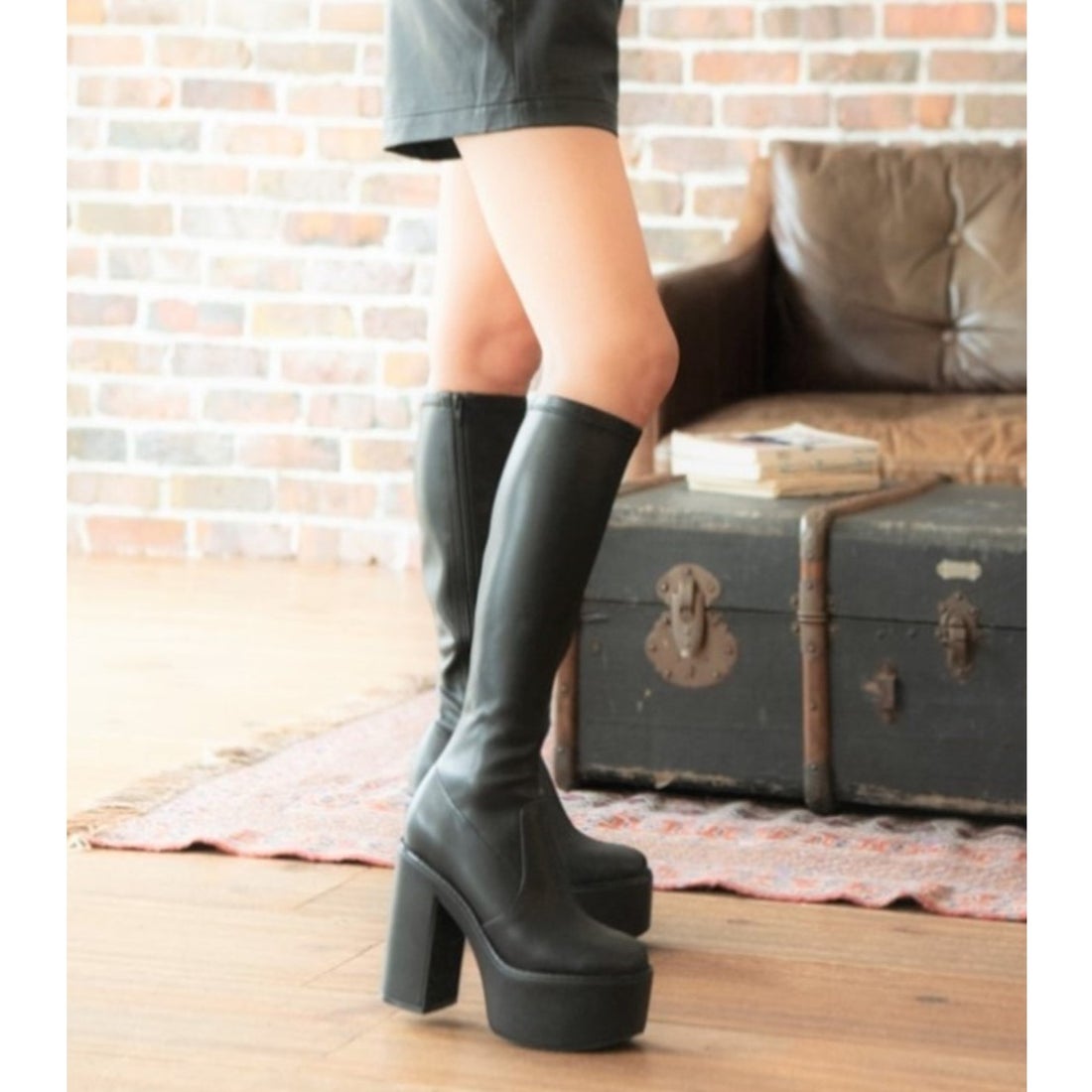 アールアンドイー R&E 厚底ロングブーツ （ブラック） -ファッション