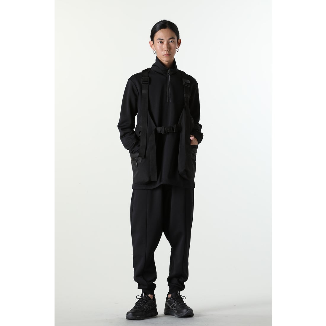 リップヴァンウィンクル RIPVANWINKLE 2way Tactical Vest Bag （Black