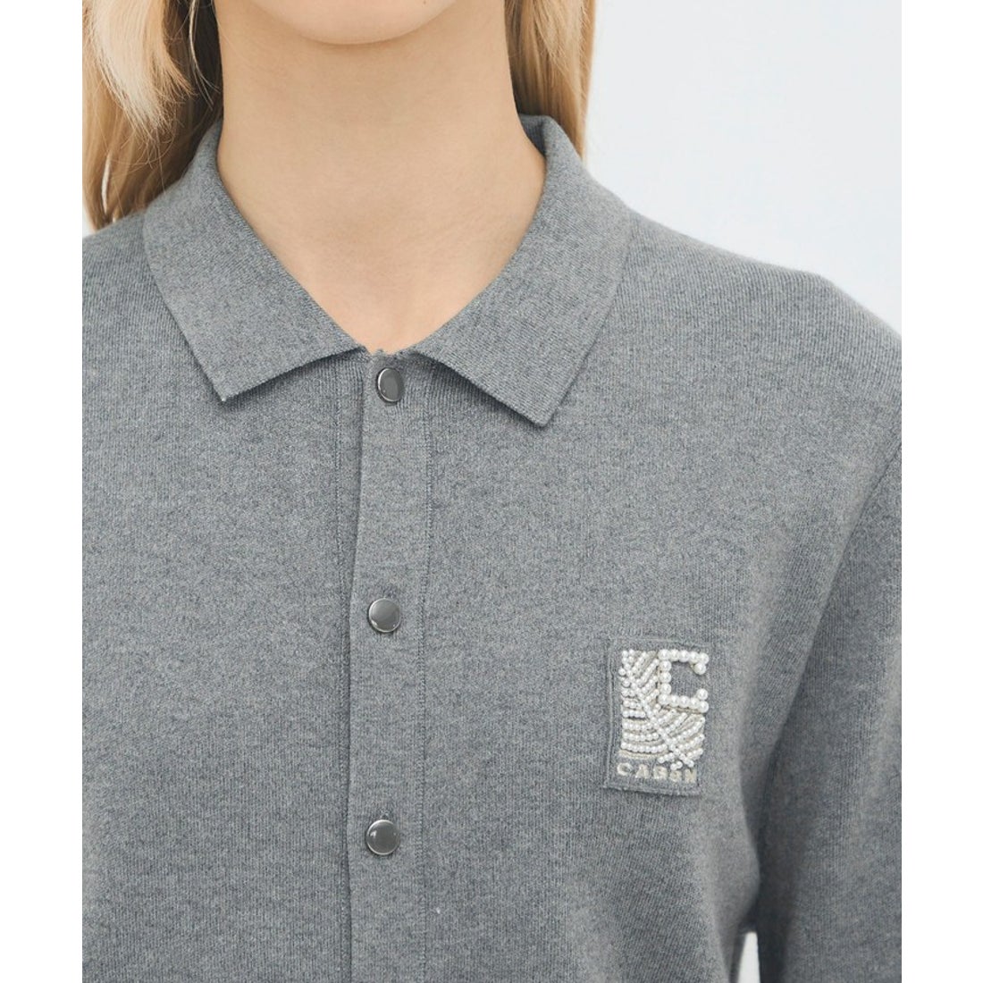 キャバン CABaN CABaN コットンカシミヤ パールロゴポロカーディガン