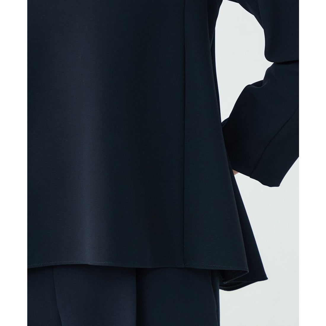 トゥモローランド TOMORROWLAND ドライダブルクロス クルーネックプル