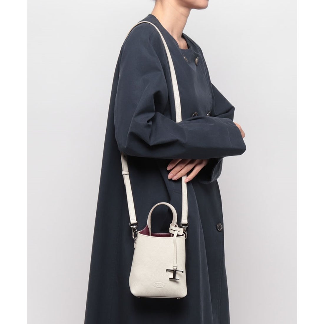 トッズ TOD'S 【TODS】トッズ レザーバッグ マイクロ T タイムレス