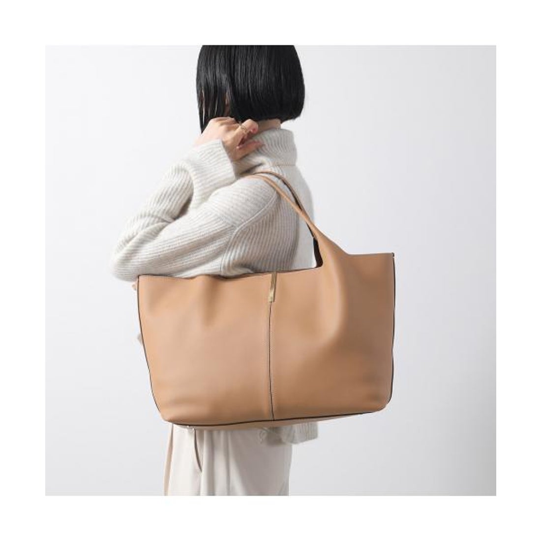 トッズ TOD'S TODS トートバッグ XBWEBRA0300UBL レザー （502A